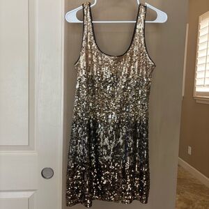 Express Dress Women’s Size Medium Gold Bronze Ombre Sequin Sleeveless Mini EUC